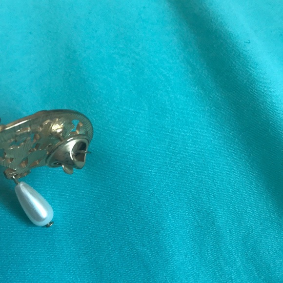 Pin - Picture 2 of 2